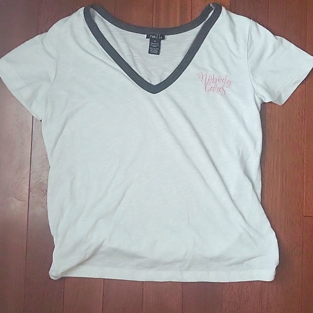 Rue21 Short Sleeve T-Shirt